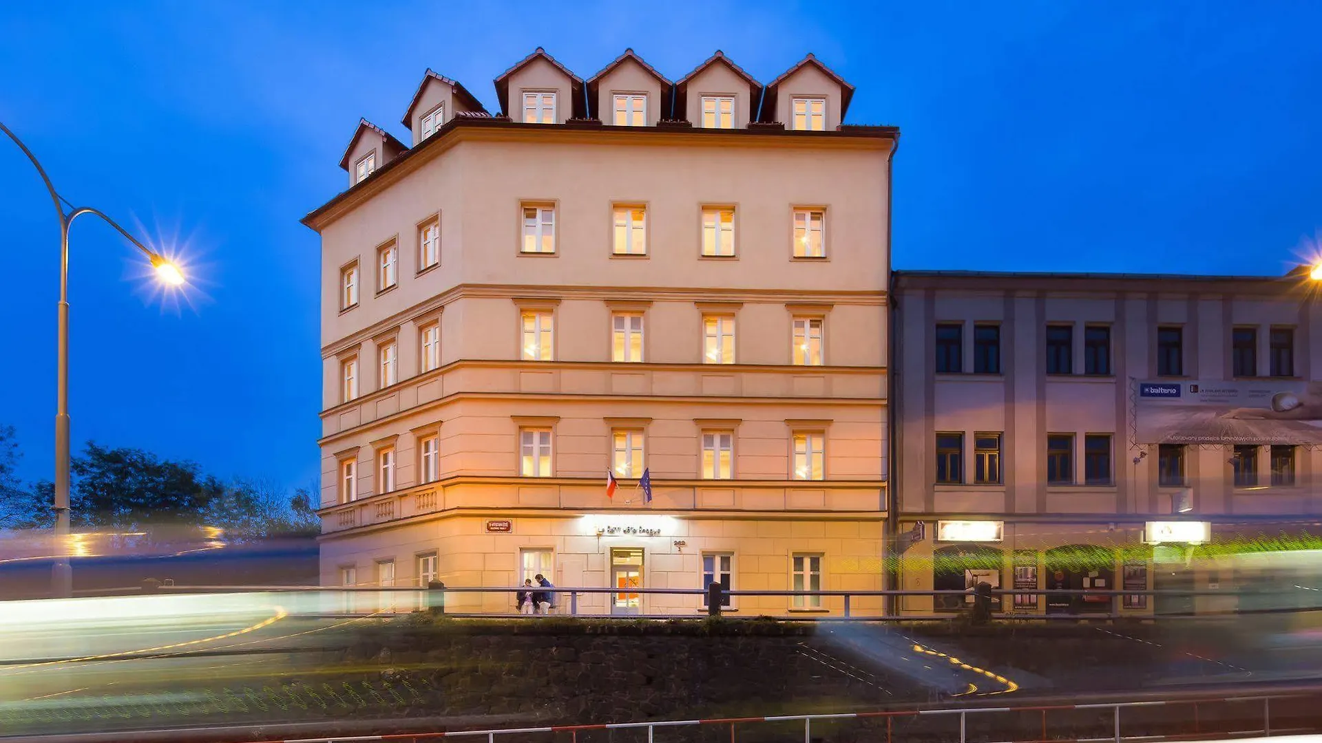 Le Petit Hotel Prague 3*,