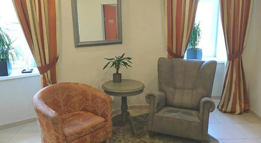 Le Petit Hotel Prága